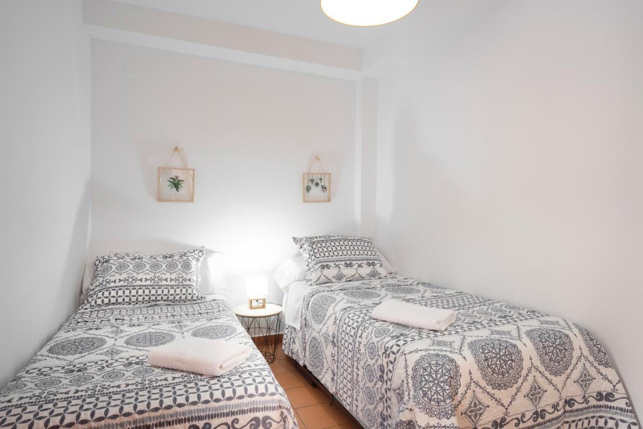 Elvira 60 Homes Гранада Екстериор снимка